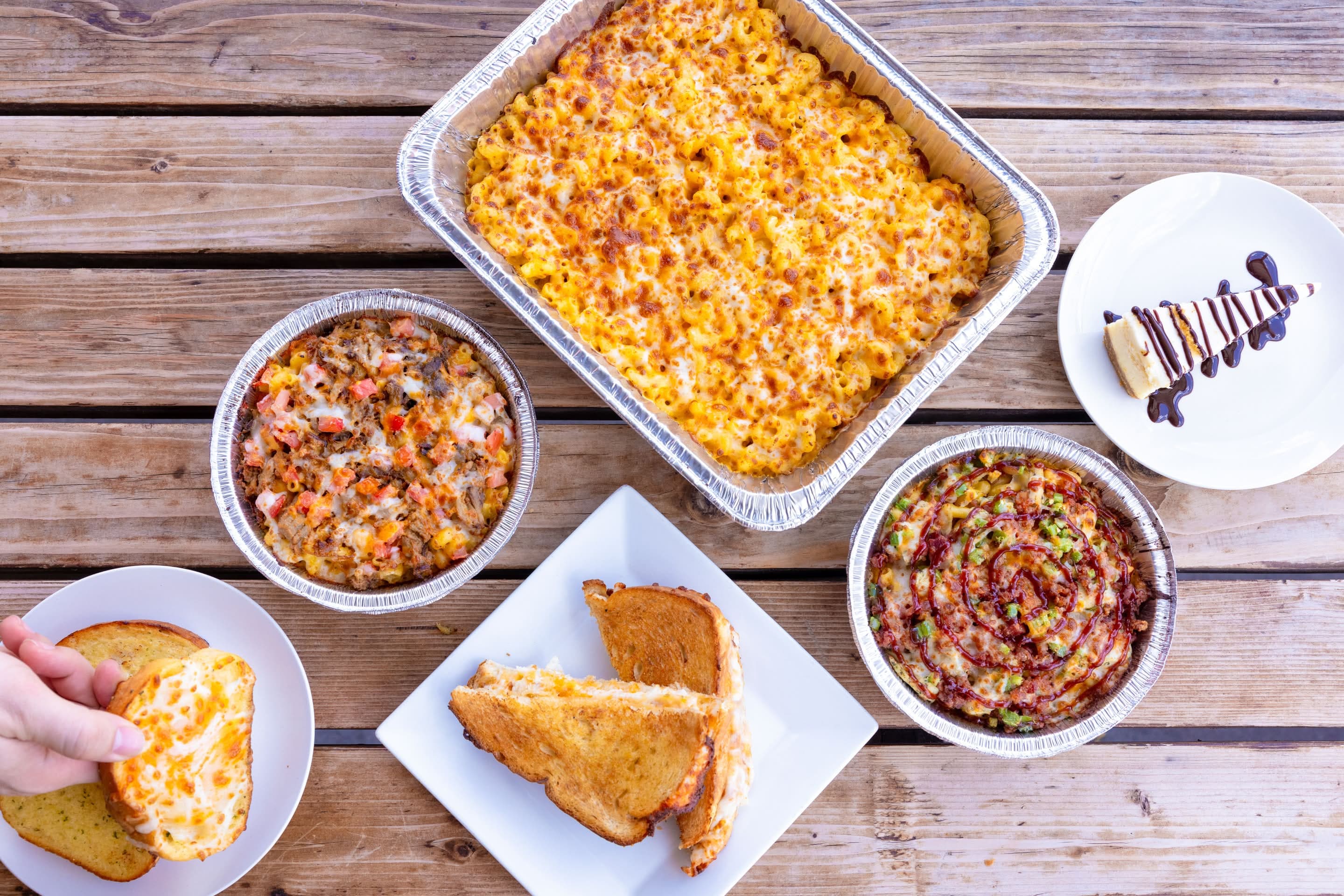 Roni's Mac Bar